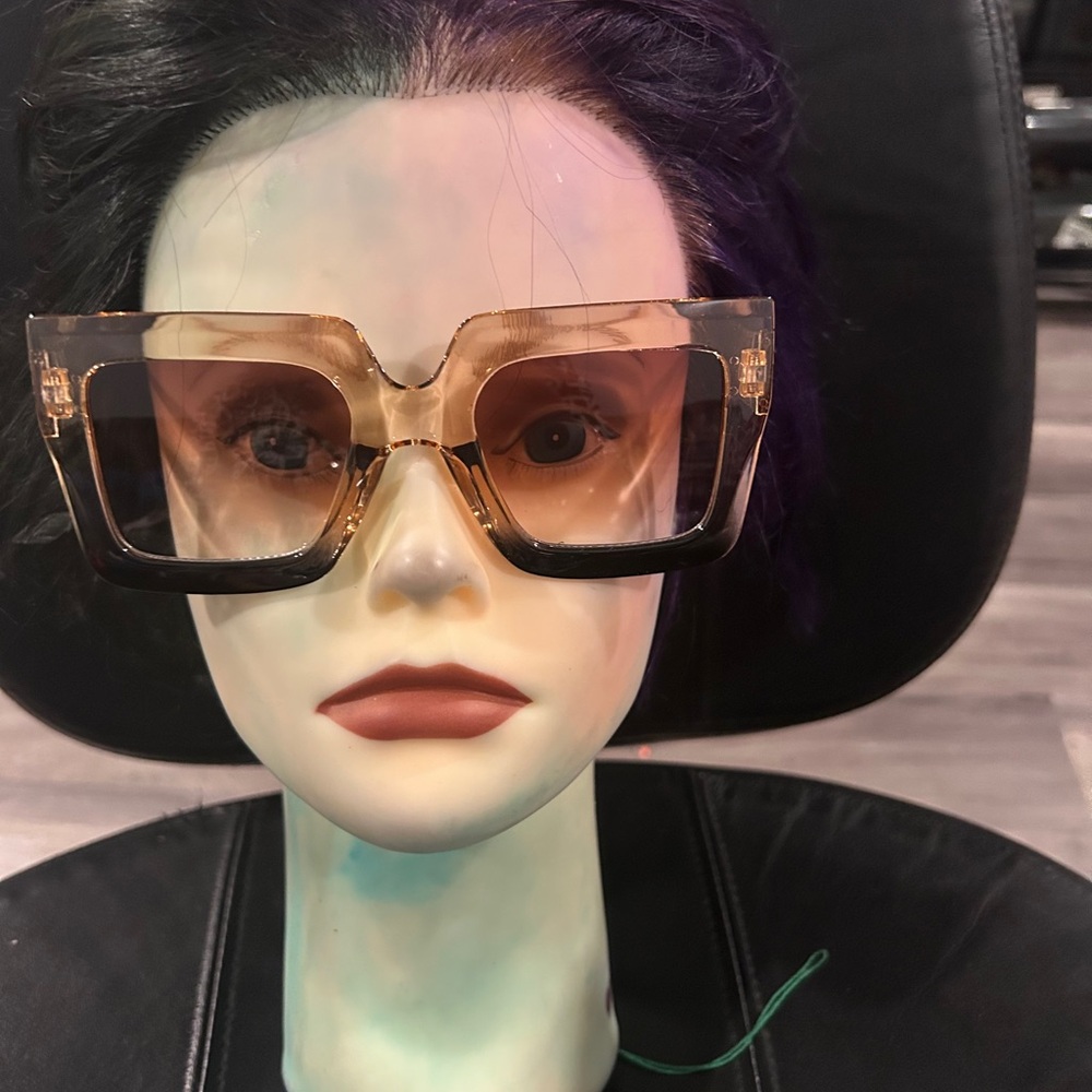 Oversized Square Gradient Sunglasses For Women - … - image 1